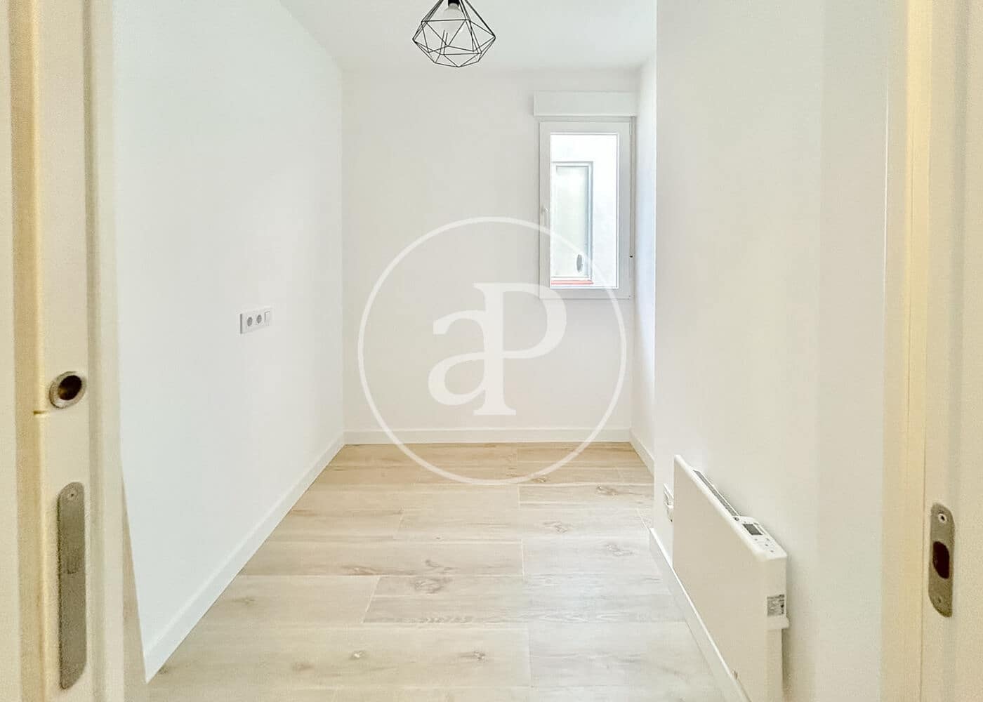 2 makuuhuone Huoneisto myytävänä paikassa Madrid kaupunki - 370 000 € (Ref: 9984998)