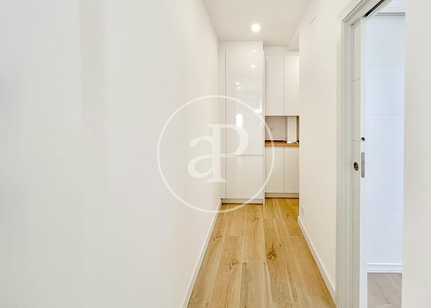 2 makuuhuone Huoneisto myytävänä paikassa Madrid kaupunki - 370 000 € (Ref: 9984998)
