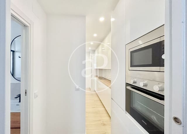 2 bedroom Apartment for sale in Delicias, Madrid city - € 370,000 (Ref: 9984998)