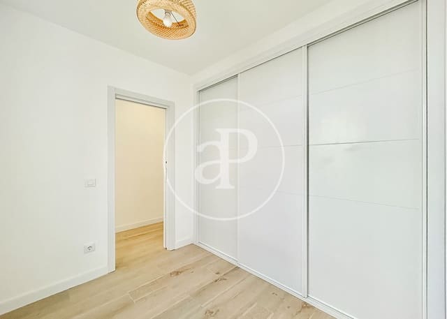 2 bedroom Apartment for sale in Delicias, Madrid city - € 370,000 (Ref: 9984998)