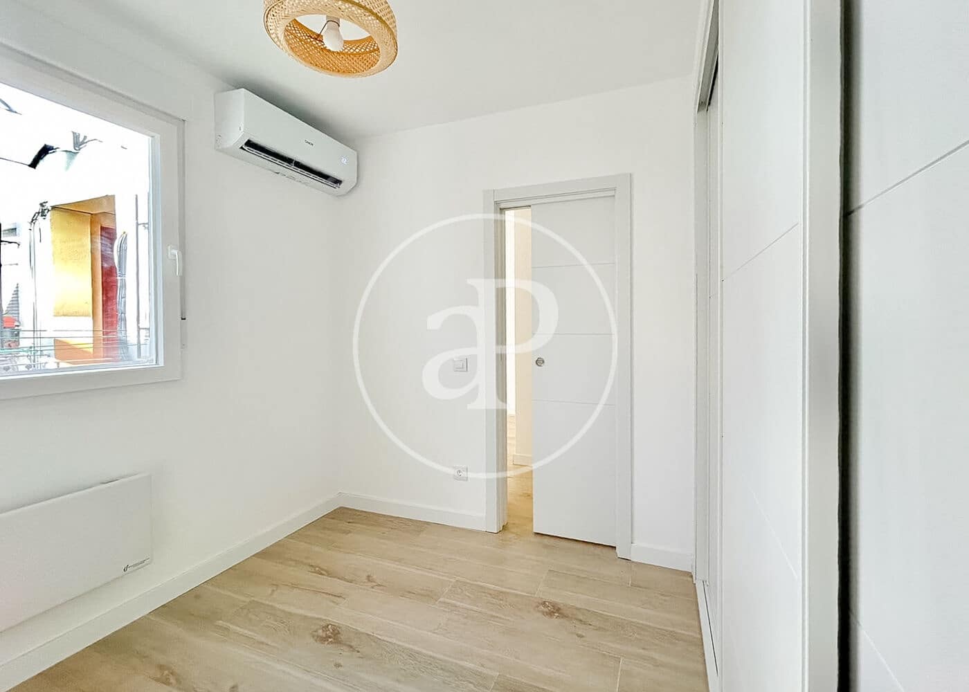2 makuuhuone Huoneisto myytävänä paikassa Madrid kaupunki - 370 000 € (Ref: 9984998)