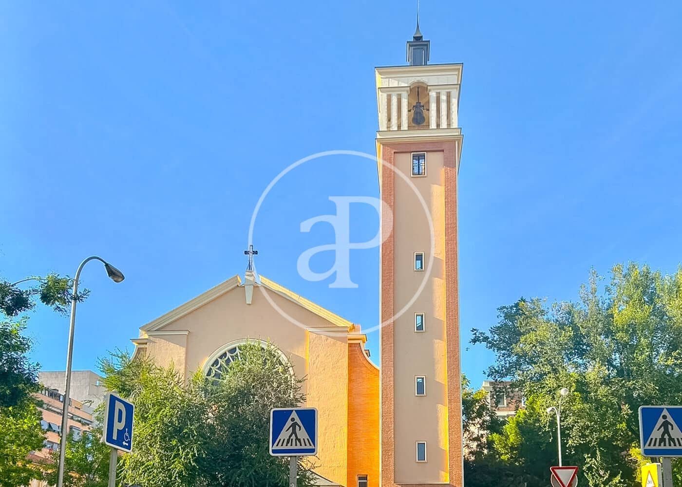 2 makuuhuone Huoneisto myytävänä paikassa Madrid kaupunki - 370 000 € (Ref: 9984998)