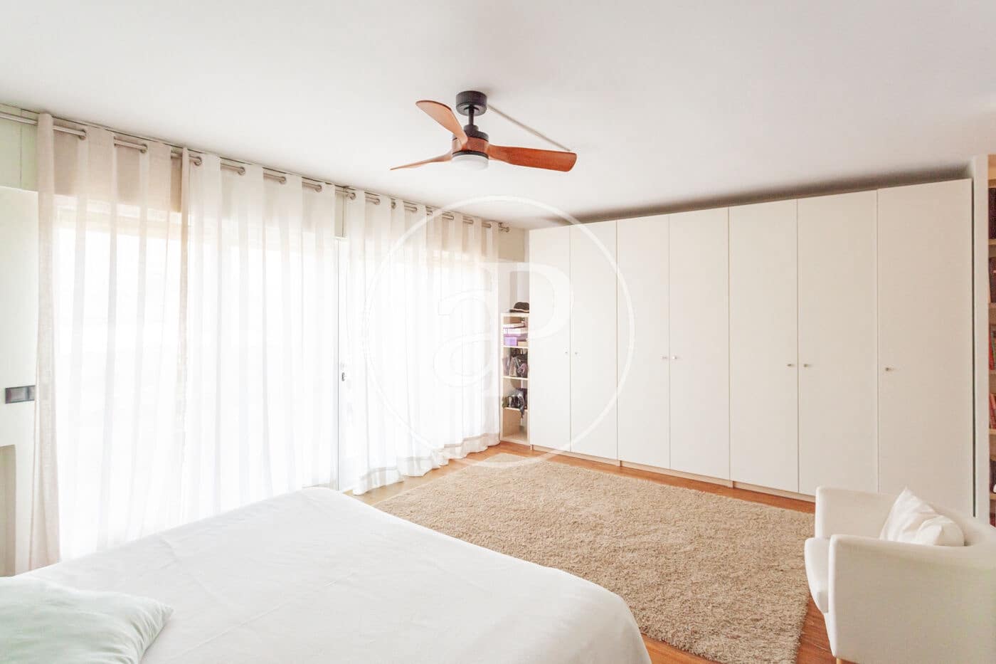 5 quarto Moradia para venda em Pozuelo de Alarcon com piscina - 1 080 000 € (Ref: 9986880)