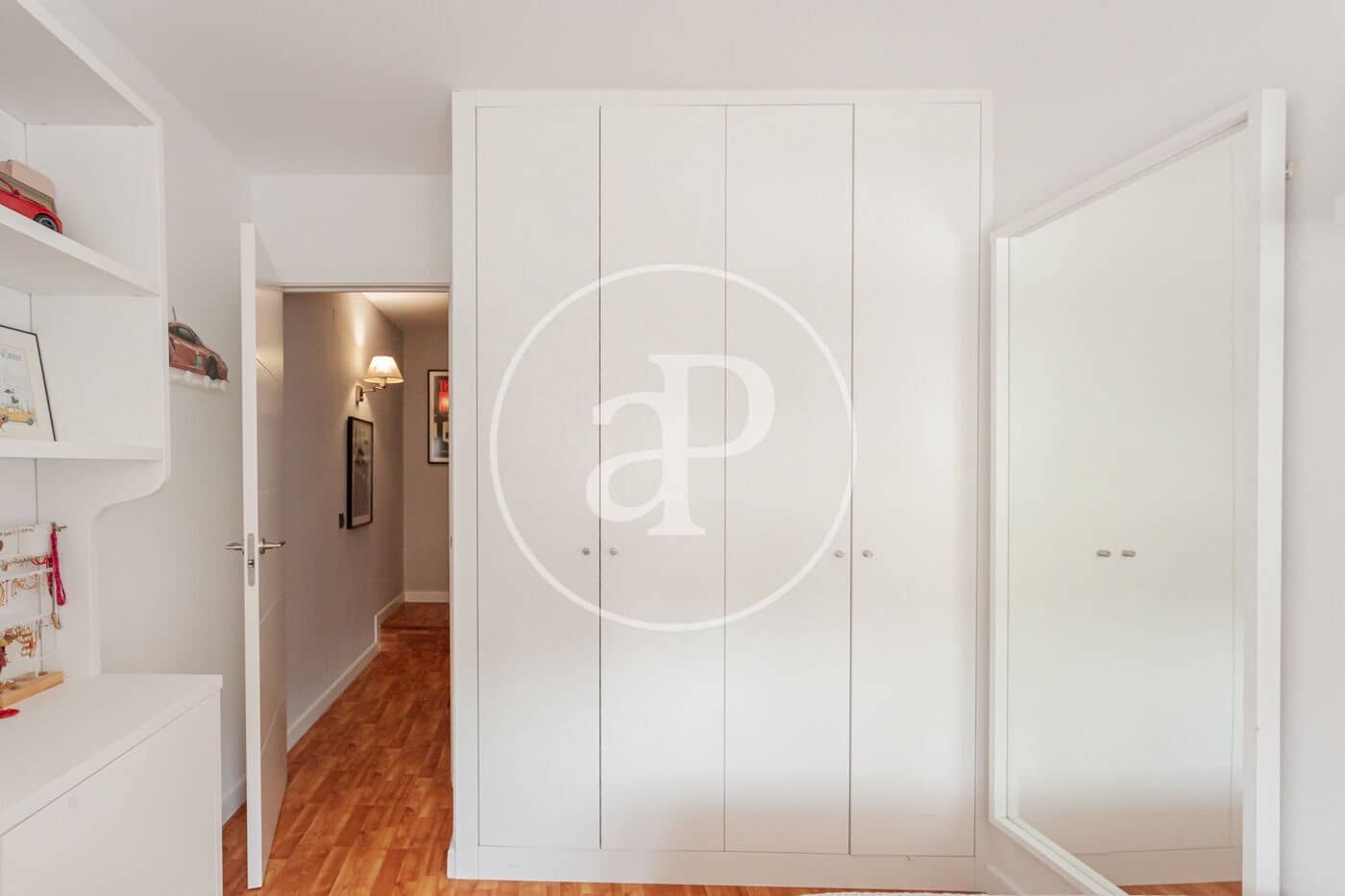 5 quarto Moradia para venda em Pozuelo de Alarcon com piscina - 1 080 000 € (Ref: 9986880)