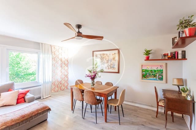 5 soveværelse Villa til salg i Pozuelo de Alarcón med swimmingpool - € 1.080.000 (Ref: 9986880)
