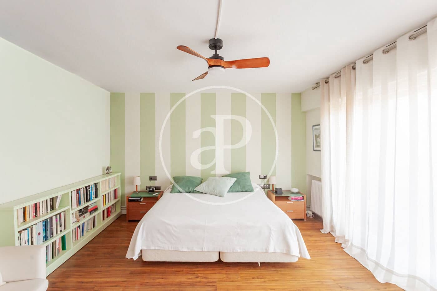 5 quarto Moradia para venda em Pozuelo de Alarcon com piscina - 1 080 000 € (Ref: 9986880)