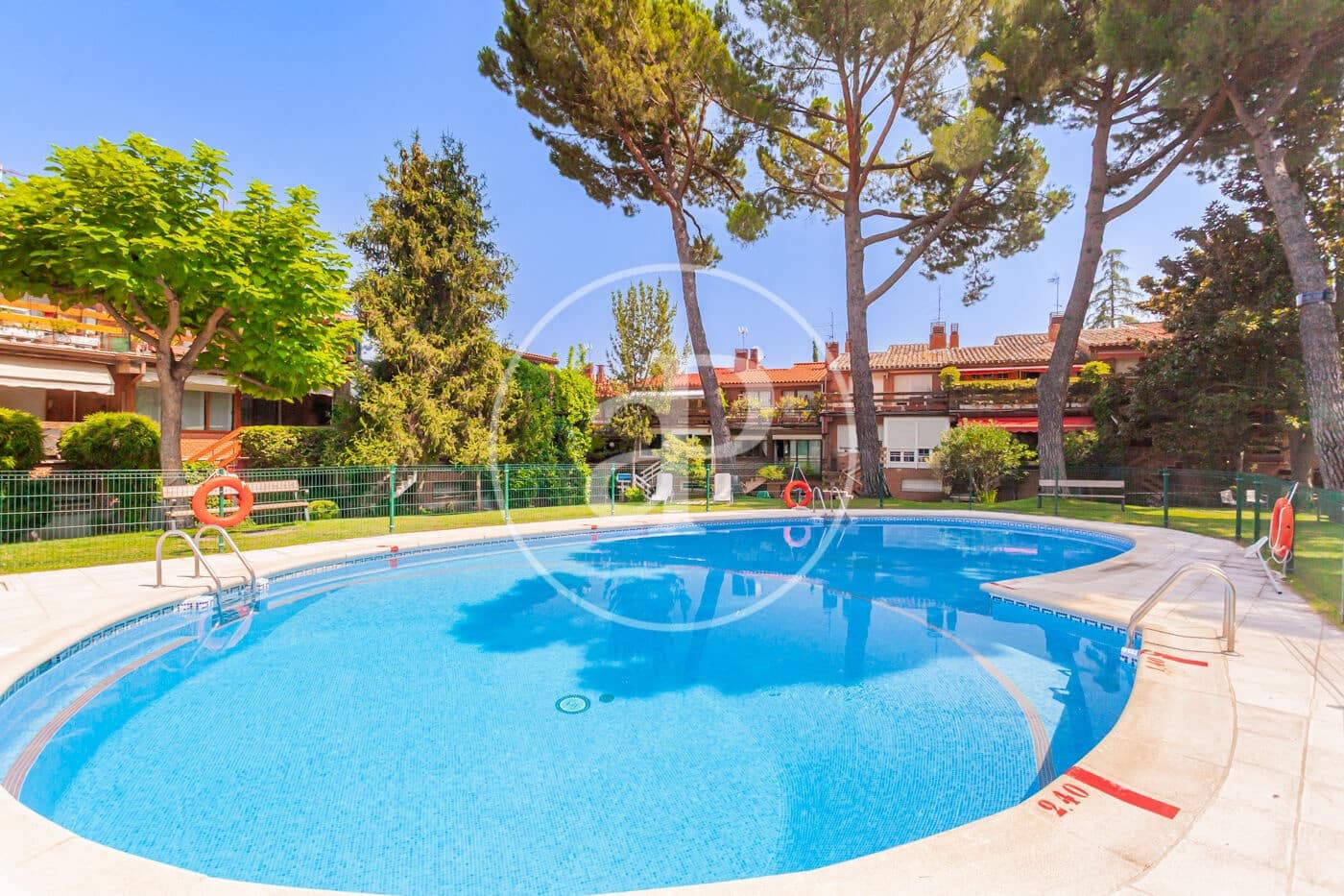 5 quarto Moradia para venda em Pozuelo de Alarcon com piscina - 1 080 000 € (Ref: 9986880)