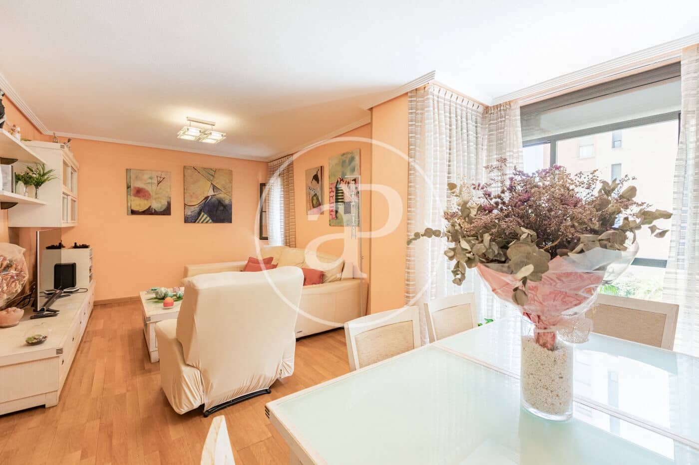 4 Zimmer Apartment zu verkaufen in Madrid Stadt mit Pool - 895.000 € (Ref: 9986881)