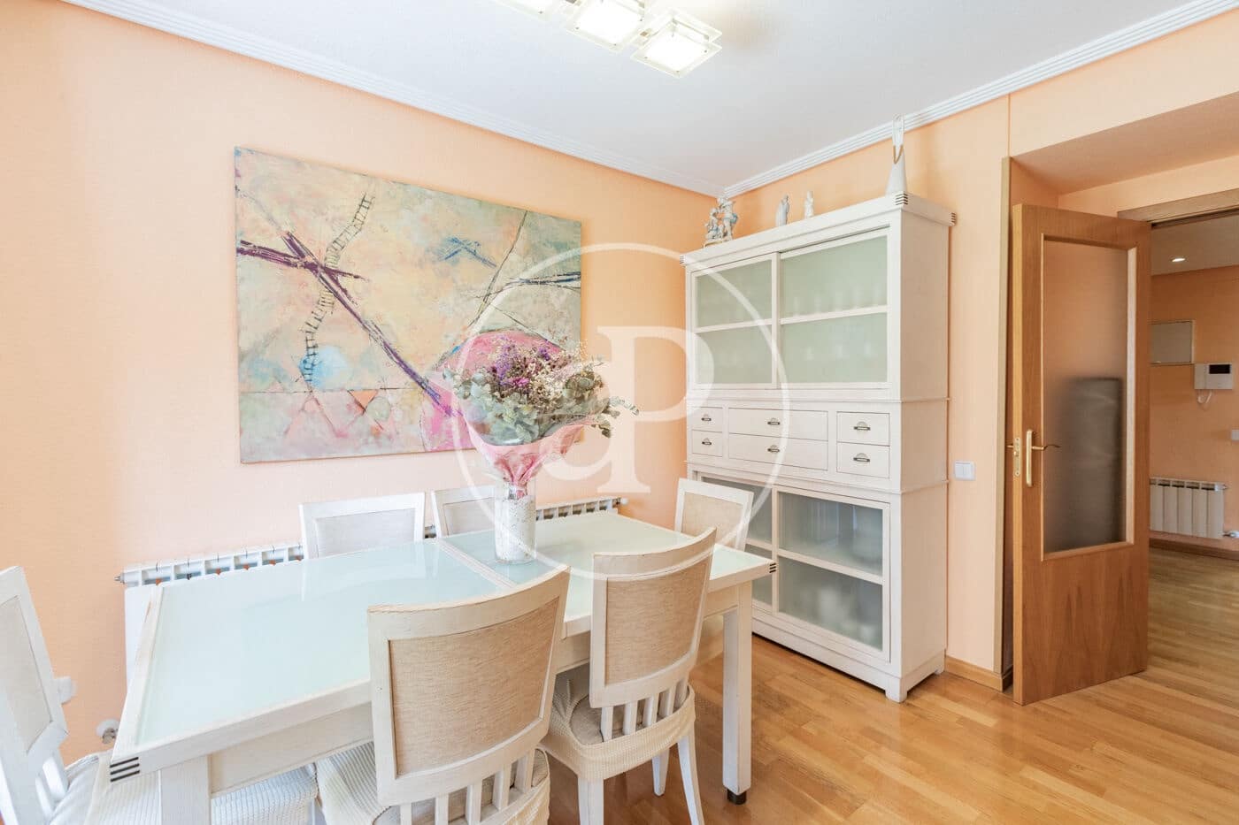 4 Zimmer Apartment zu verkaufen in Madrid Stadt mit Pool - 895.000 € (Ref: 9986881)