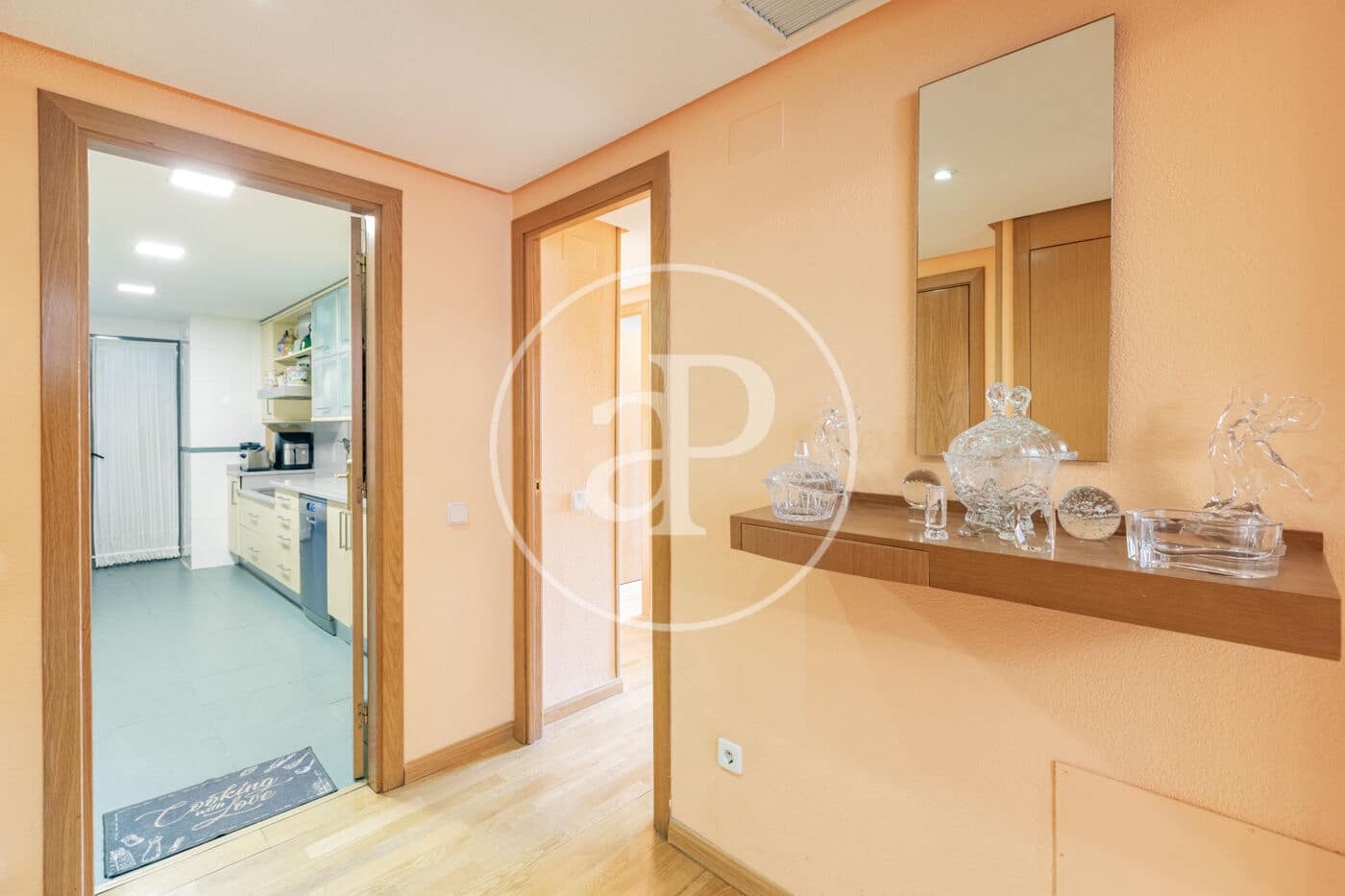 4 Zimmer Apartment zu verkaufen in Madrid Stadt mit Pool - 895.000 € (Ref: 9986881)