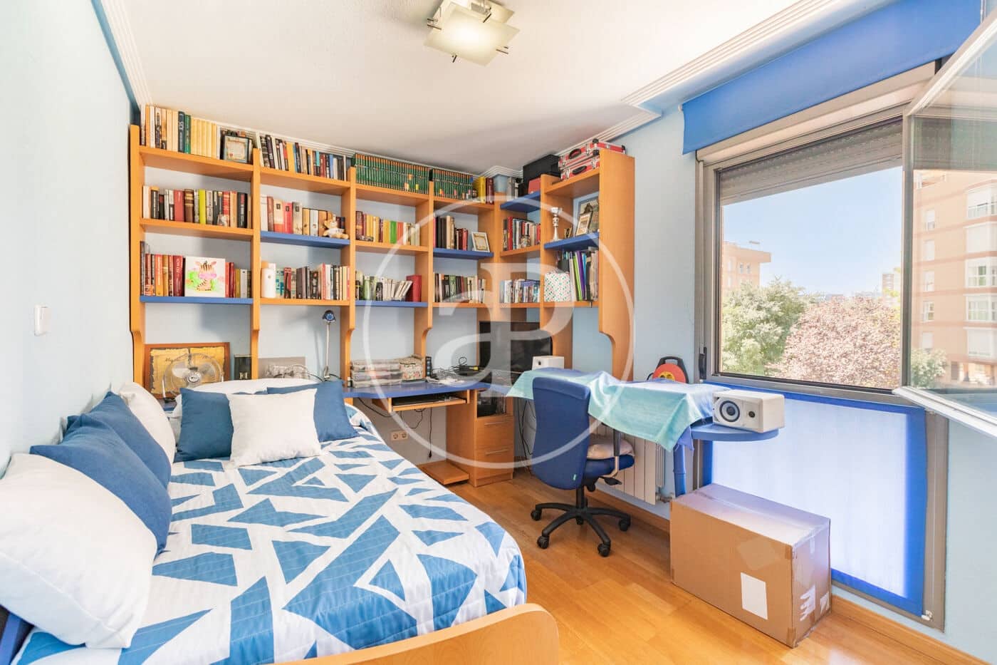 4 Zimmer Apartment zu verkaufen in Madrid Stadt mit Pool - 895.000 € (Ref: 9986881)