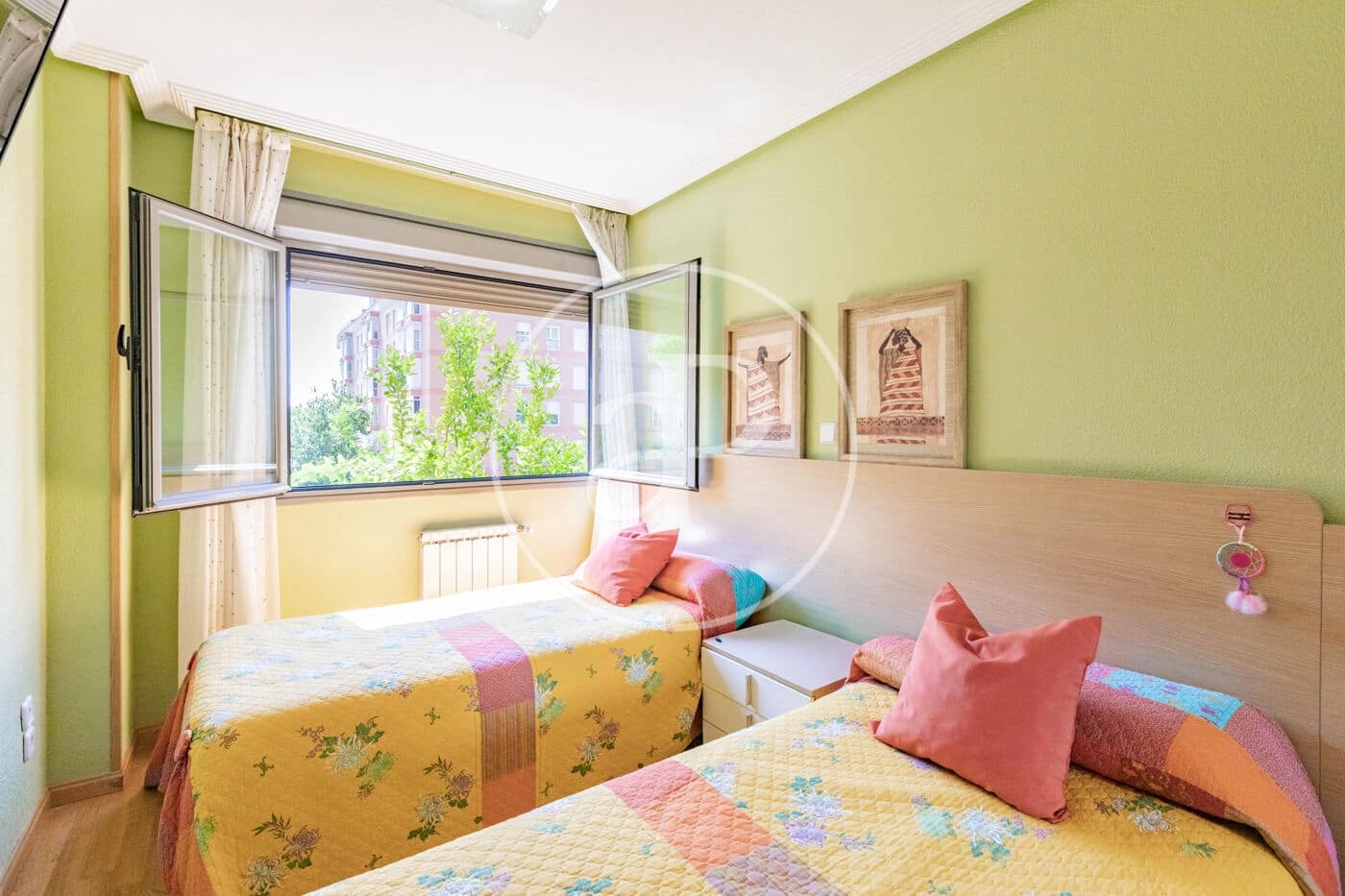 4 Zimmer Apartment zu verkaufen in Madrid Stadt mit Pool - 895.000 € (Ref: 9986881)