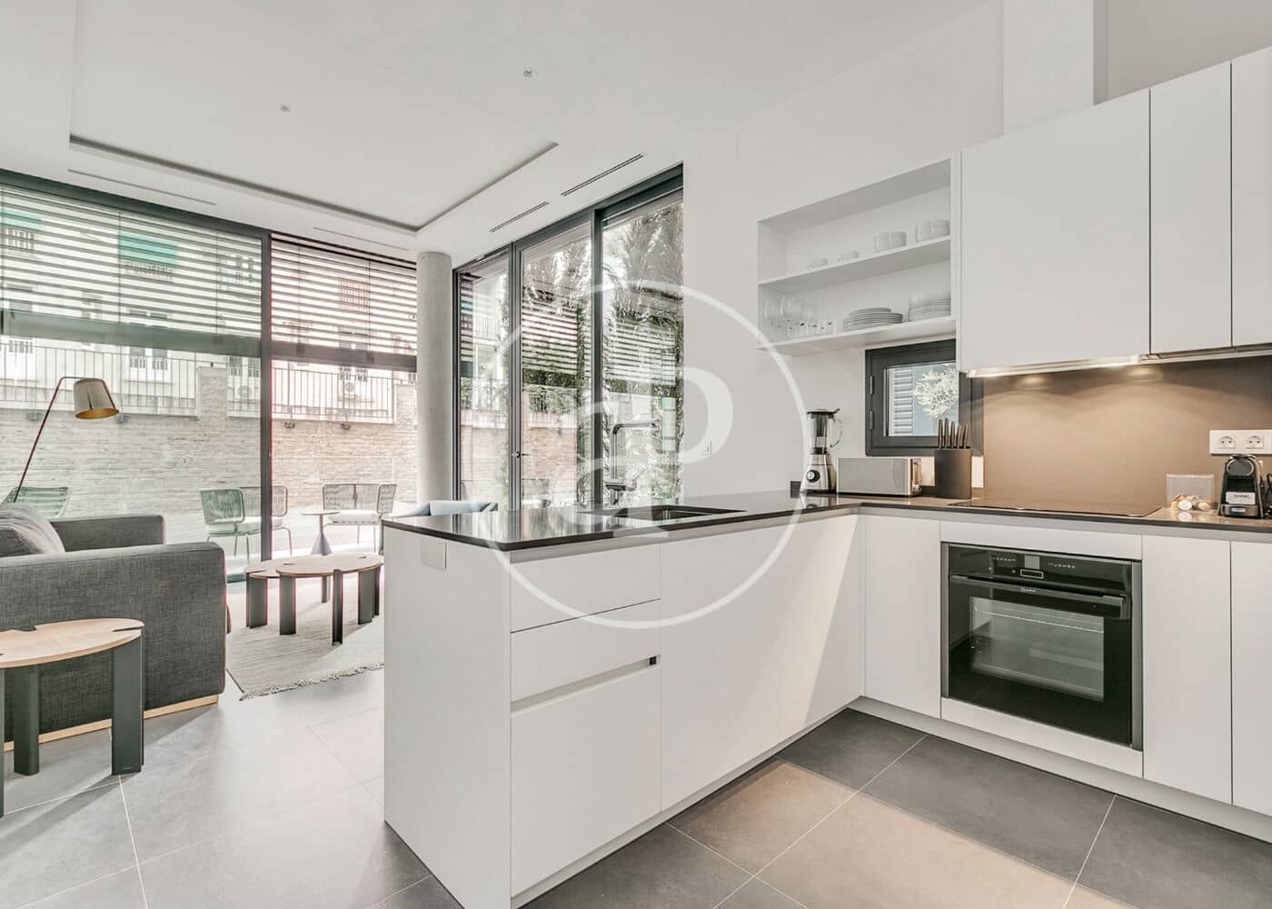 1 slaapkamer Appartement te huur in Madrid stad - € 4.700 (Ref: 9986882)