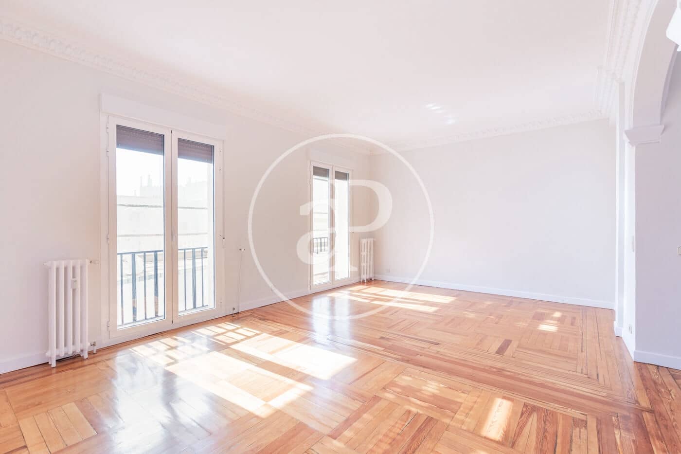 2 bedroom Apartment for rent in Madrid city - € 3,300 (Ref: 9986883)