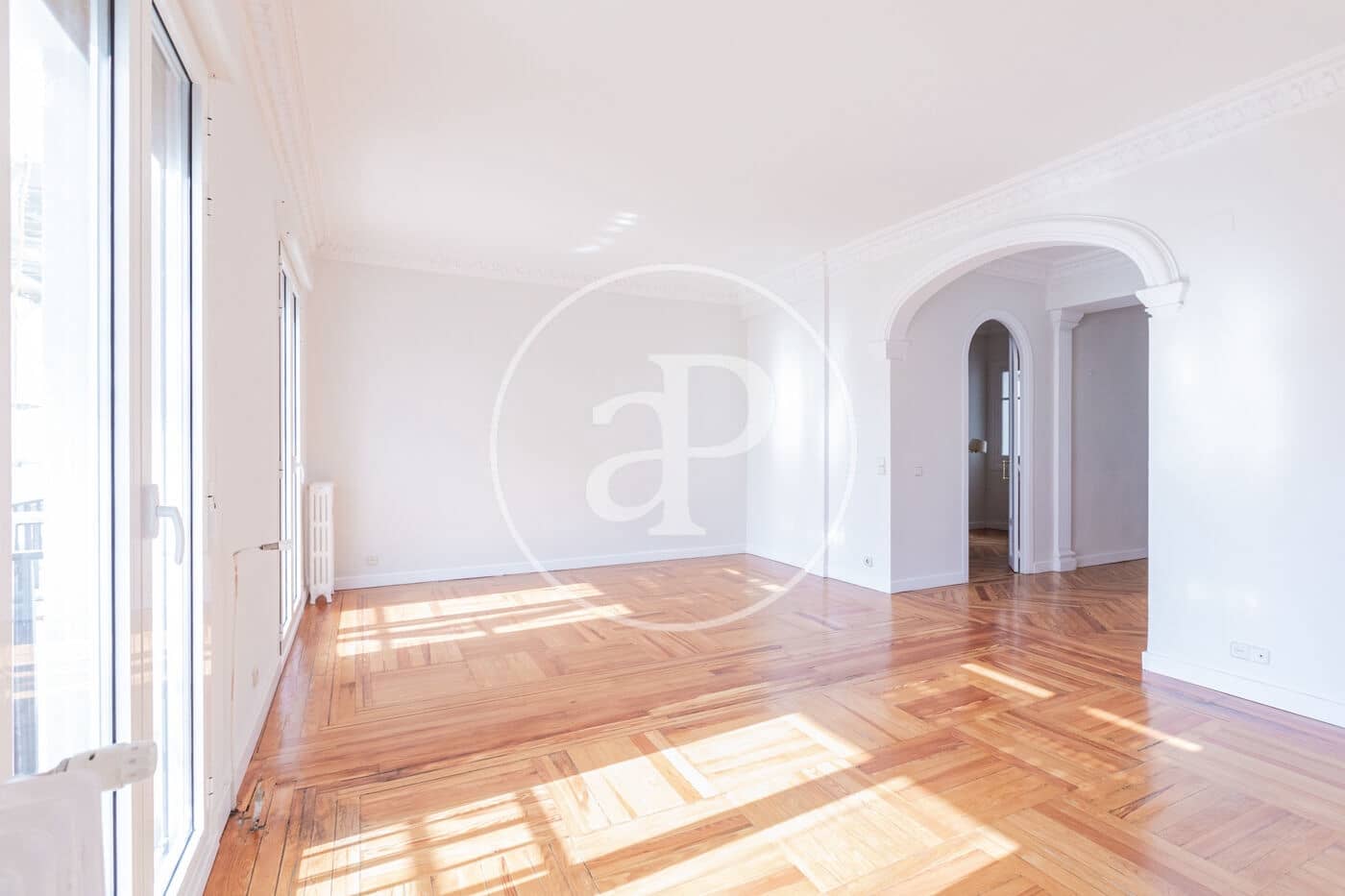 2 bedroom Apartment for rent in Madrid city - € 3,300 (Ref: 9986883)