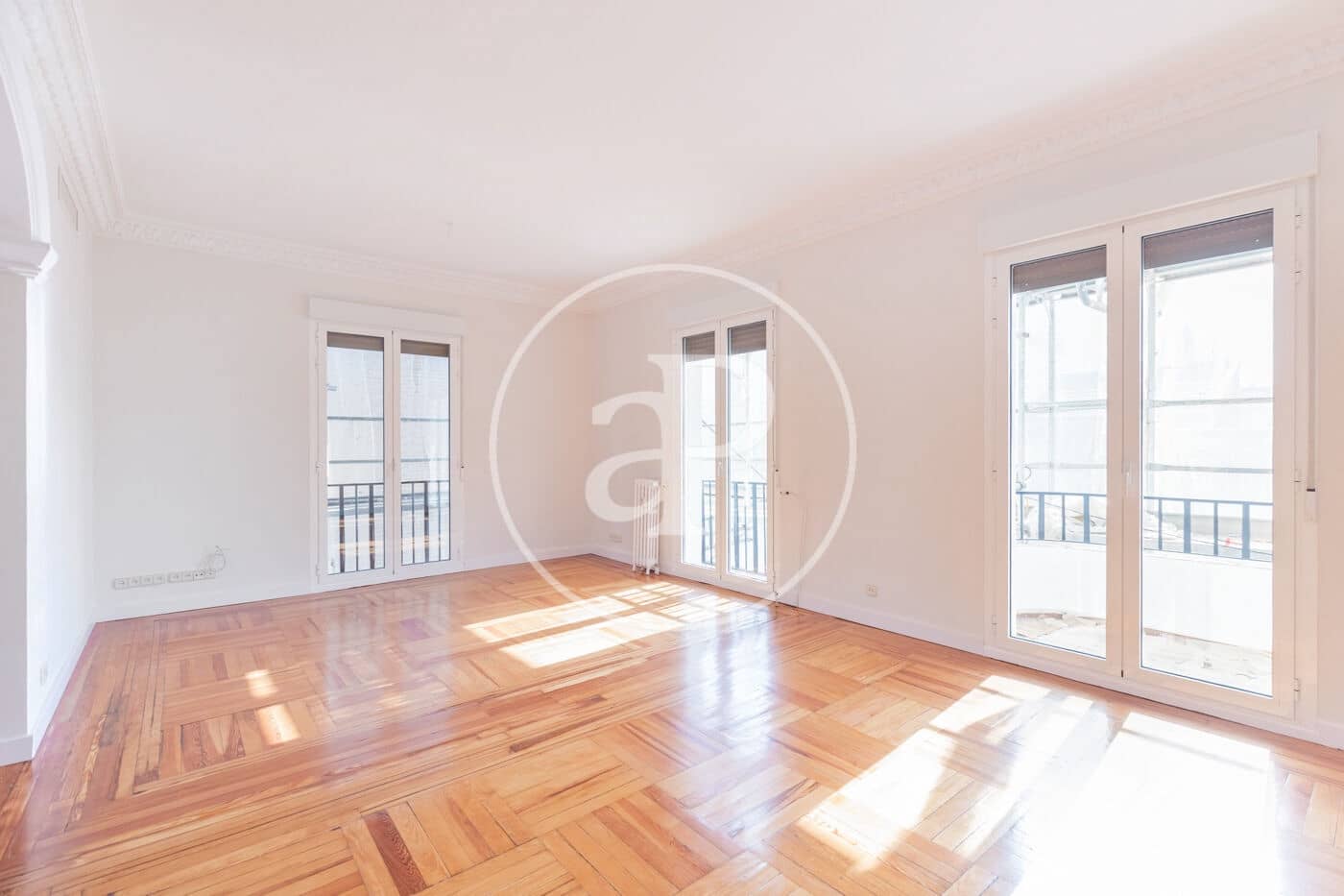 2 bedroom Apartment for rent in Madrid city - € 3,300 (Ref: 9986883)
