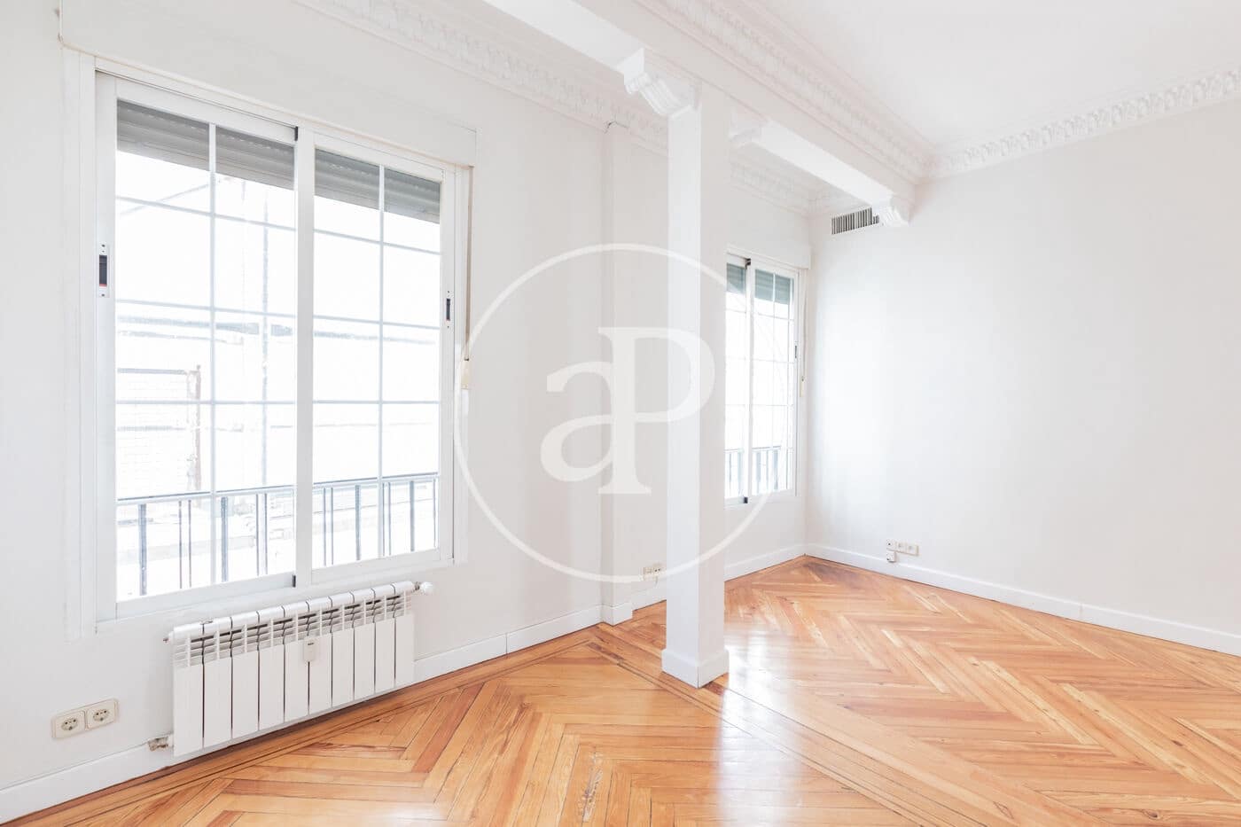 2 bedroom Apartment for rent in Madrid city - € 3,300 (Ref: 9986883)