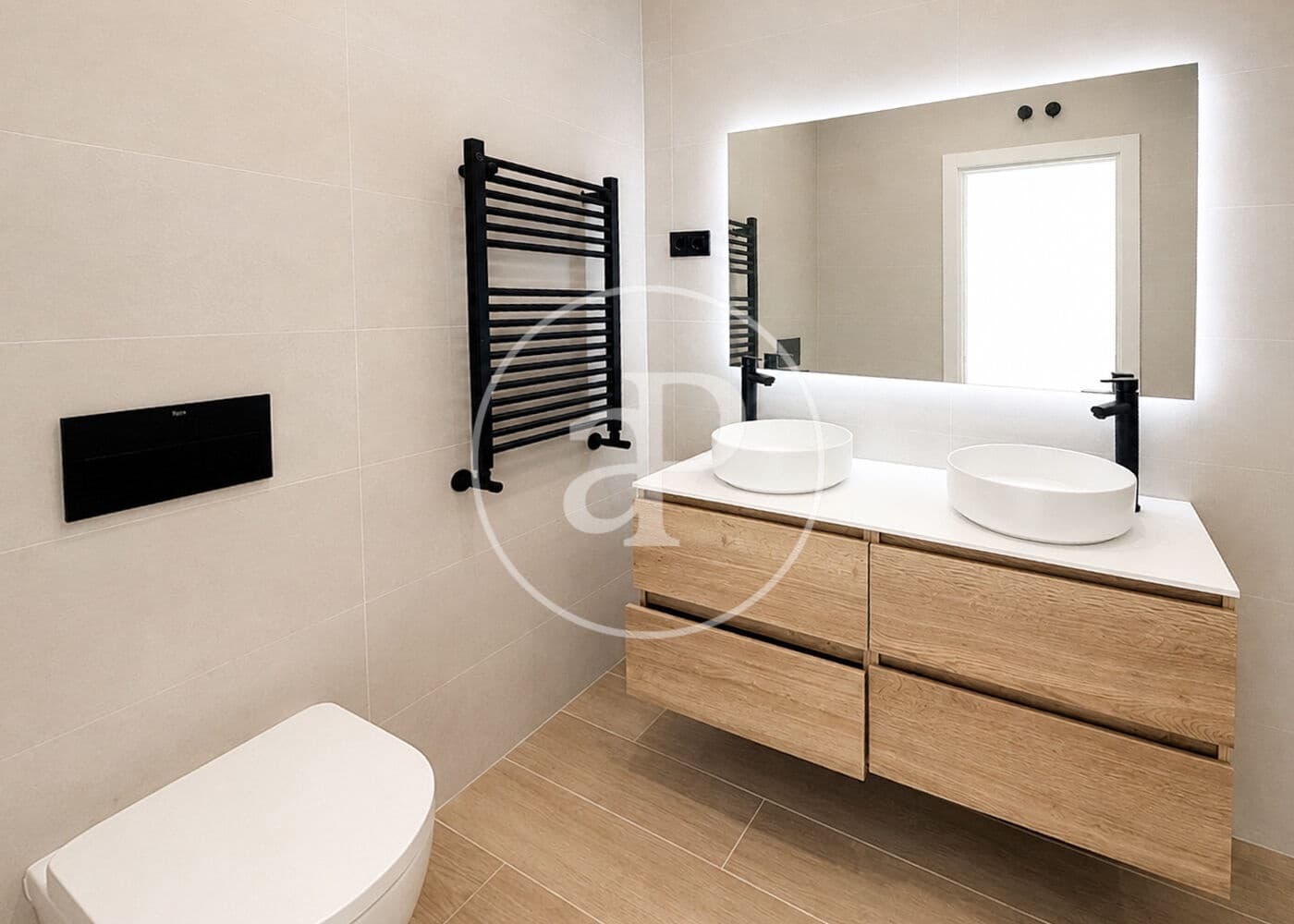 2 slaapkamer Appartement te koop in Madrid stad - € 649.000 (Ref: 9986884)