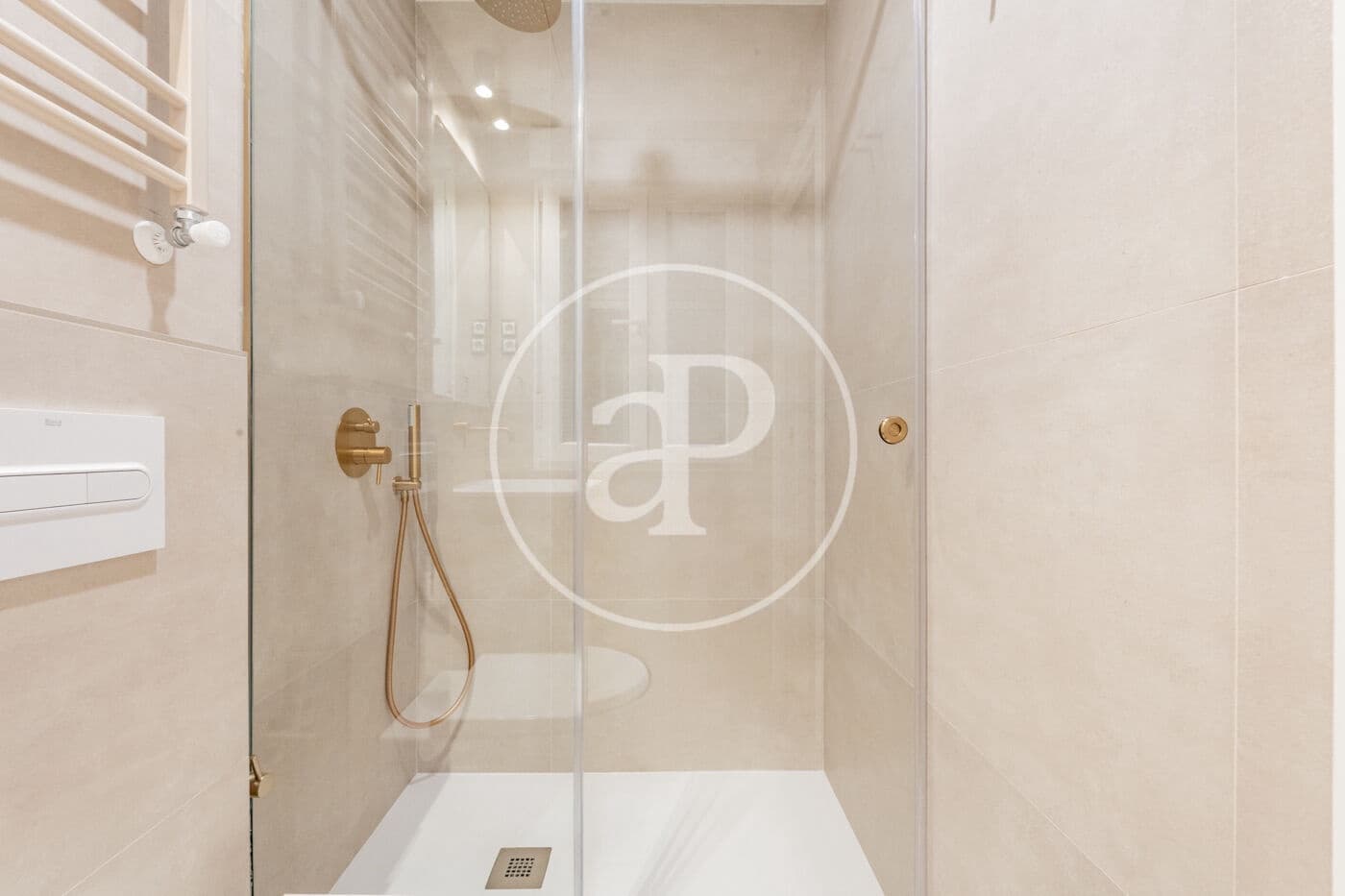 2 slaapkamer Appartement te koop in Madrid stad - € 1.050.000 (Ref: 9986888)