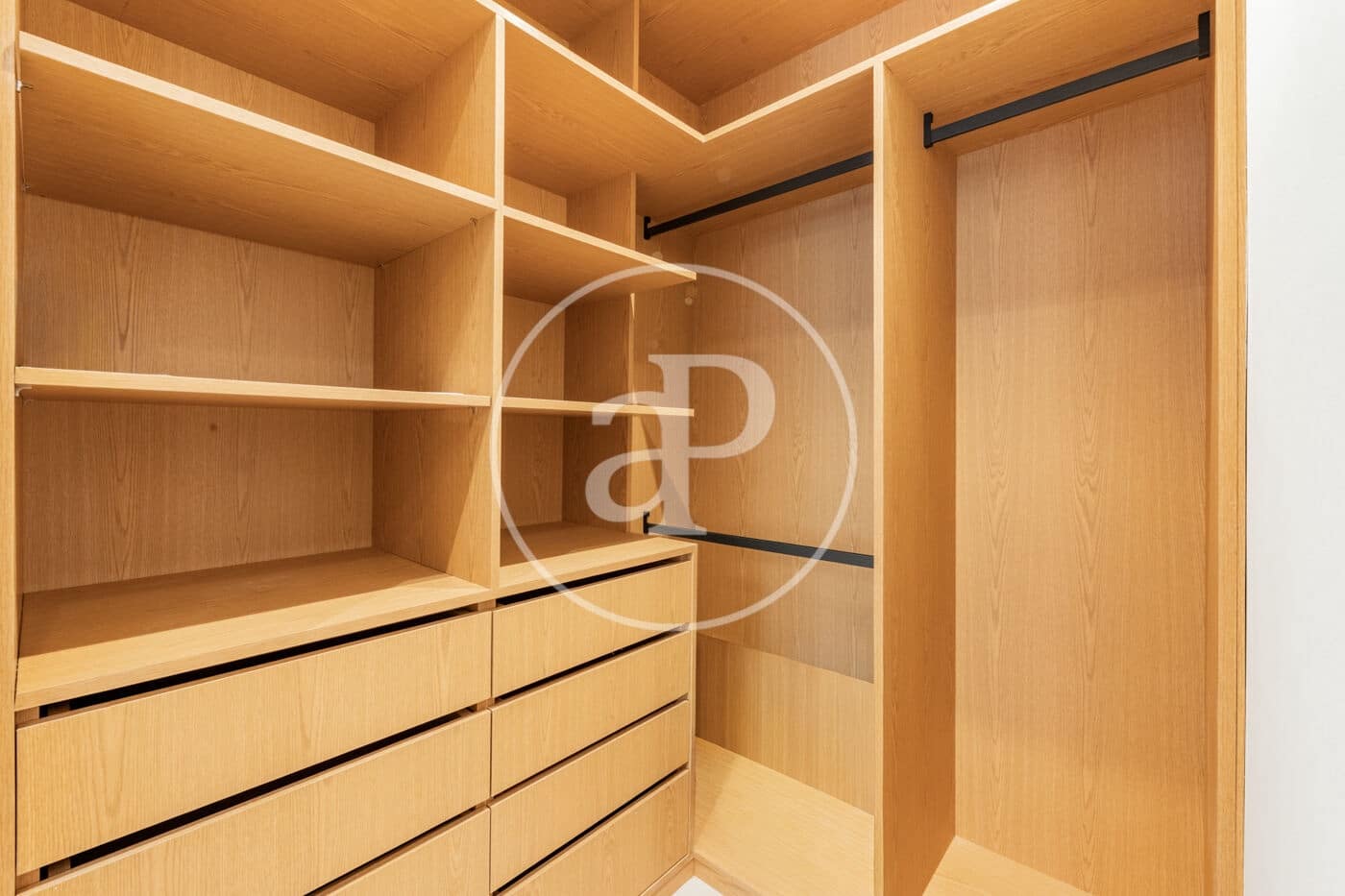 2 slaapkamer Appartement te koop in Madrid stad - € 1.050.000 (Ref: 9986888)