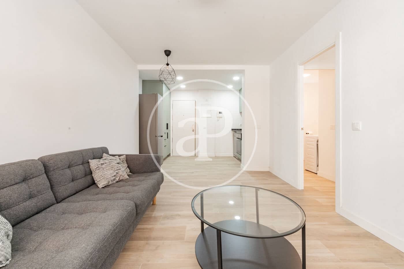 Appartement de 1 chambre à louer à Madrid ville - 1 500 € (Ref: 9990741)