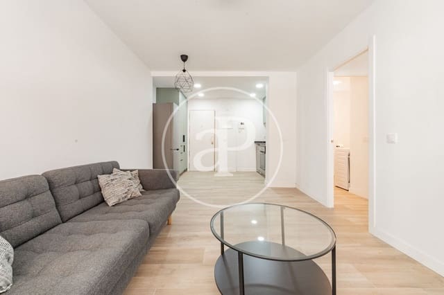 1 soveværelse Lejlighed til leje i Universidad, Madrid by - € 1.500 (Ref: 9990741)