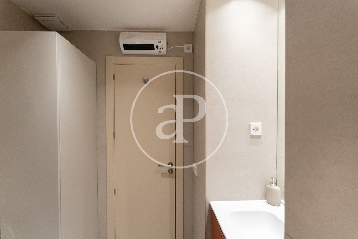 1 bedroom Apartment for rent in Madrid city - € 2,200 (Ref: 9994262)