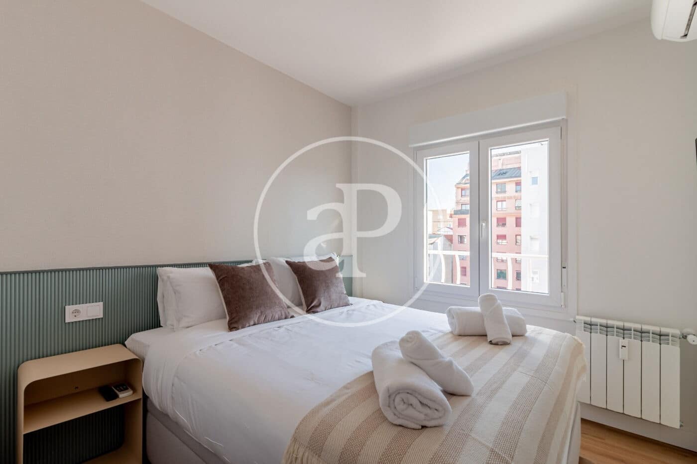 3 sovrum Lägenhet att hyra i Madrid stad - 4 000 € (Ref: 9994265)