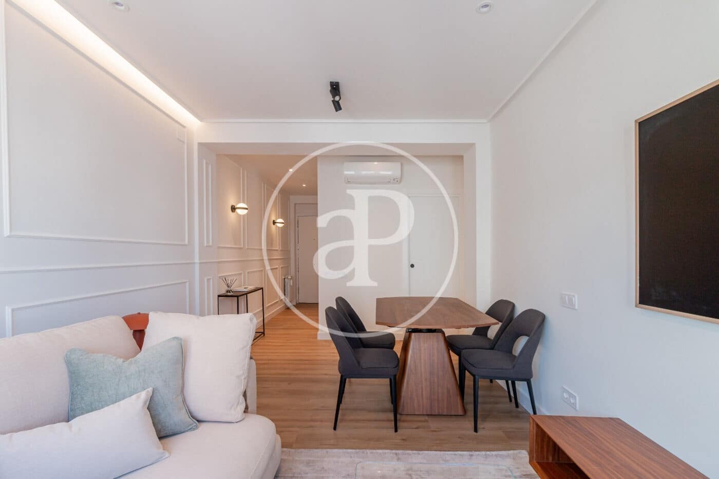 3 sovrum Lägenhet att hyra i Madrid stad - 4 000 € (Ref: 9994265)