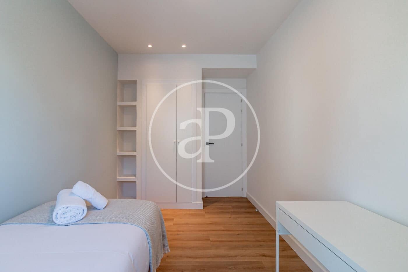 3 sovrum Lägenhet att hyra i Madrid stad - 4 000 € (Ref: 9994265)