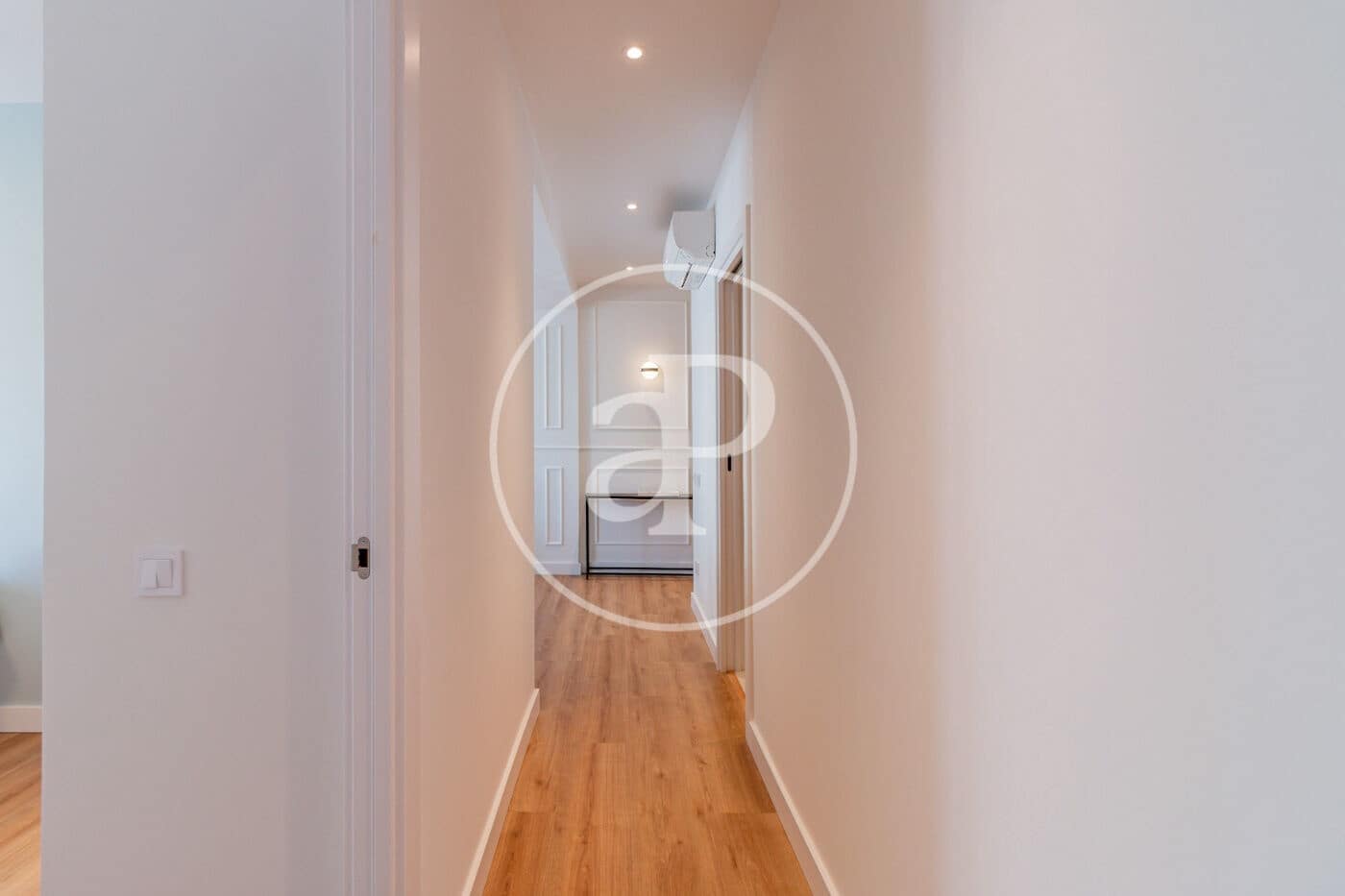 3 sovrum Lägenhet att hyra i Madrid stad - 4 000 € (Ref: 9994265)