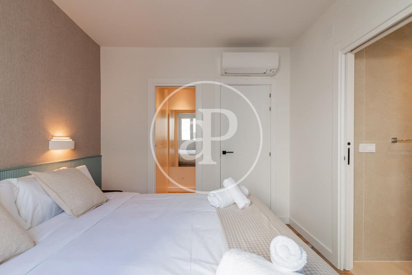 3 sovrum Lägenhet att hyra i Madrid stad - 4 000 € (Ref: 9994265)