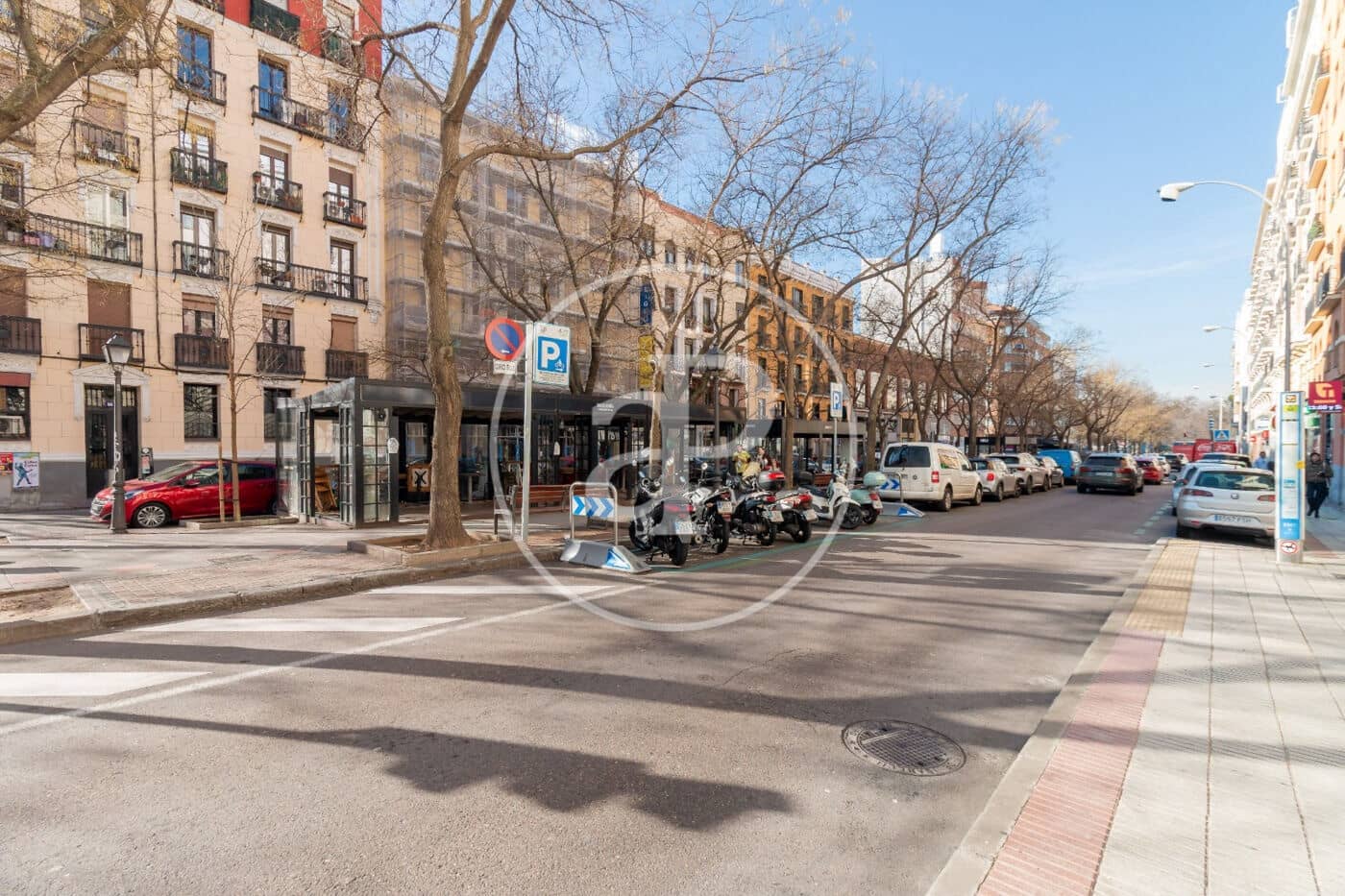 3 sovrum Lägenhet att hyra i Madrid stad - 4 000 € (Ref: 9994265)