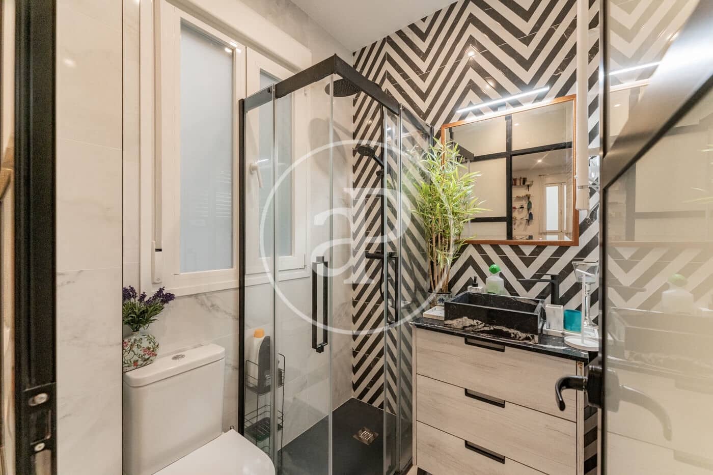 1 soveværelse Lejlighed til salg i Madrid by - € 489.000 (Ref: 9998824)