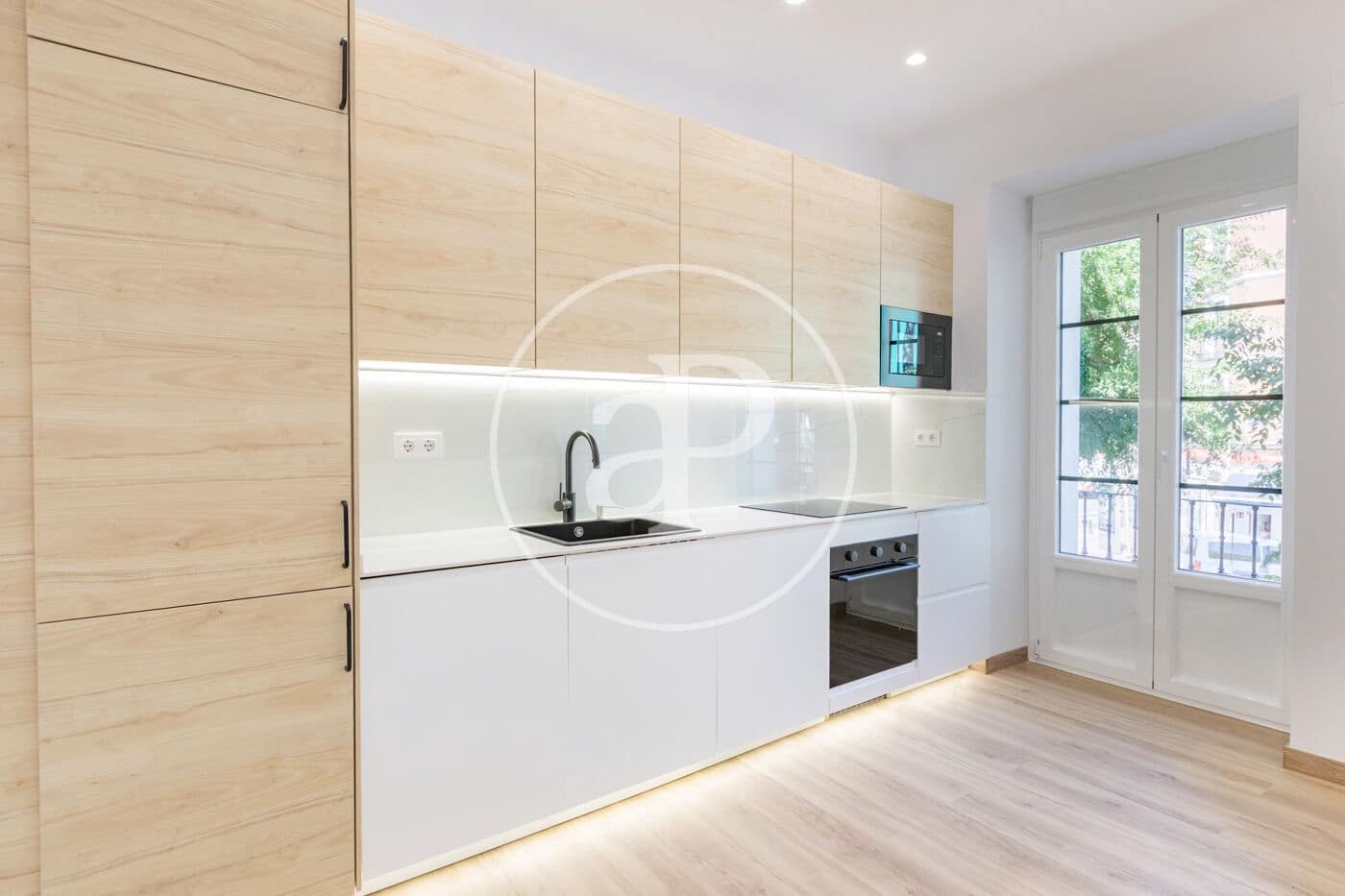 2 makuuhuone Huoneisto myytävänä paikassa Madrid kaupunki - 600 000 € (Ref: 9998826)