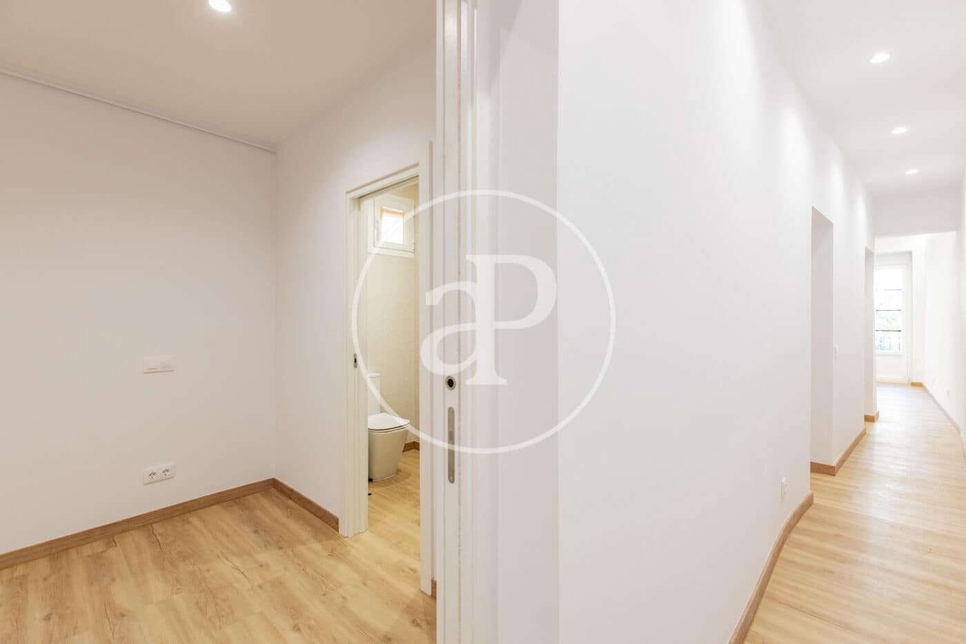 2 makuuhuone Huoneisto myytävänä paikassa Madrid kaupunki - 600 000 € (Ref: 9998826)