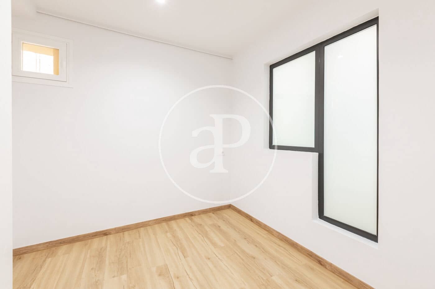 2 makuuhuone Huoneisto myytävänä paikassa Madrid kaupunki - 600 000 € (Ref: 9998826)