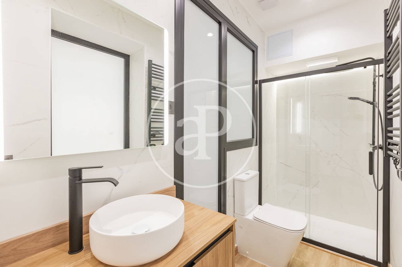 2 makuuhuone Huoneisto myytävänä paikassa Madrid kaupunki - 600 000 € (Ref: 9998826)