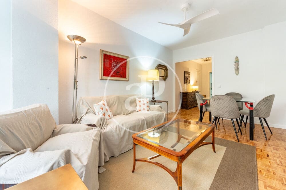 2 sovrum Lägenhet att hyra i Madrid stad - 2 300 € (Ref: 9999635)
