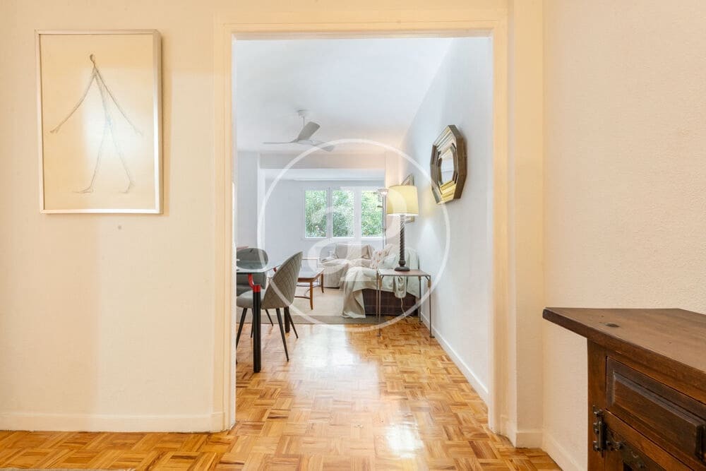 2 sovrum Lägenhet att hyra i Madrid stad - 2 300 € (Ref: 9999635)