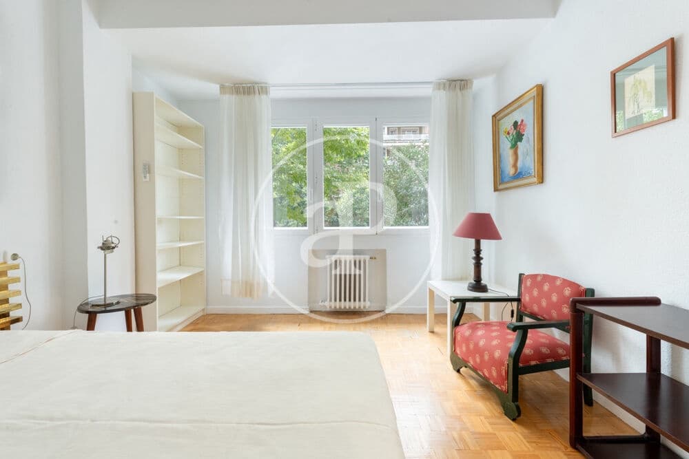2 sovrum Lägenhet att hyra i Madrid stad - 2 300 € (Ref: 9999635)