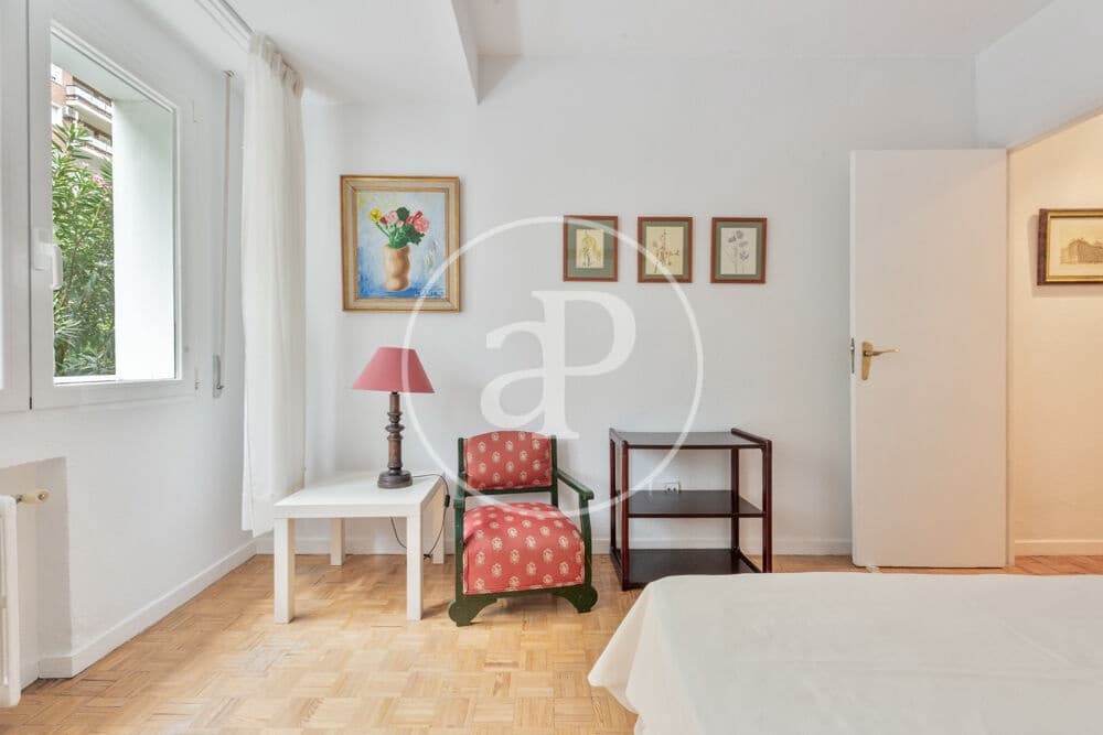 2 sovrum Lägenhet att hyra i Madrid stad - 2 300 € (Ref: 9999635)