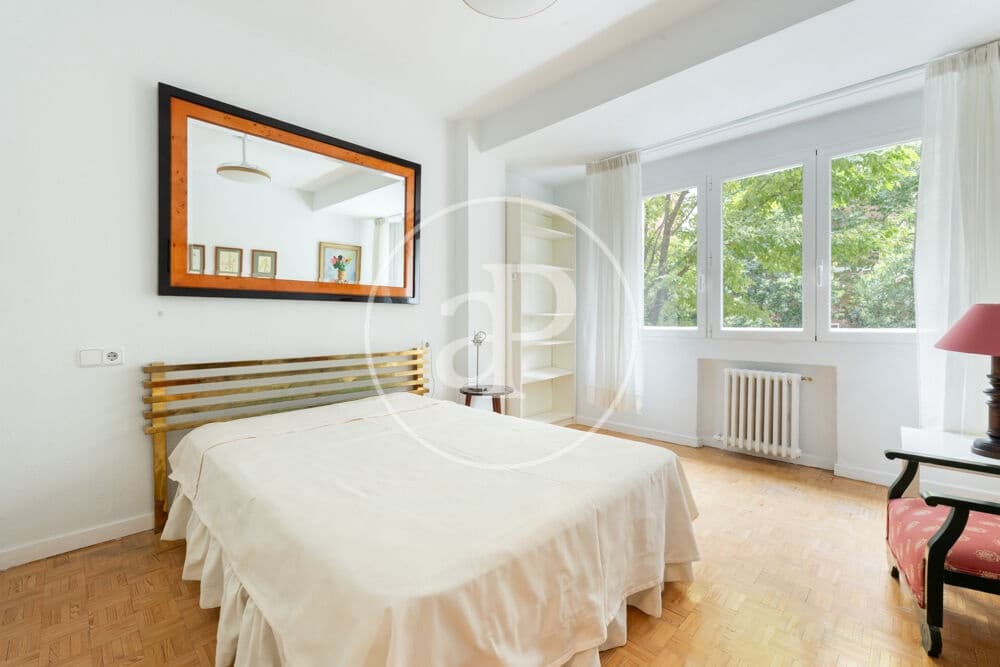 2 sovrum Lägenhet att hyra i Madrid stad - 2 300 € (Ref: 9999635)