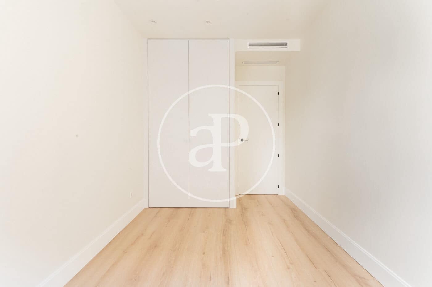 2 sypialnia Apartament do wynajęcia w Miasto Madryt z basenem garażem - 2 800 € (Ref: 9999636)