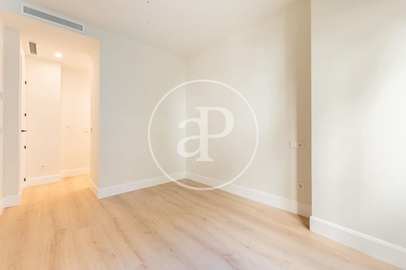 2 sypialnia Apartament do wynajęcia w Miasto Madryt z basenem garażem - 2 800 € (Ref: 9999636)