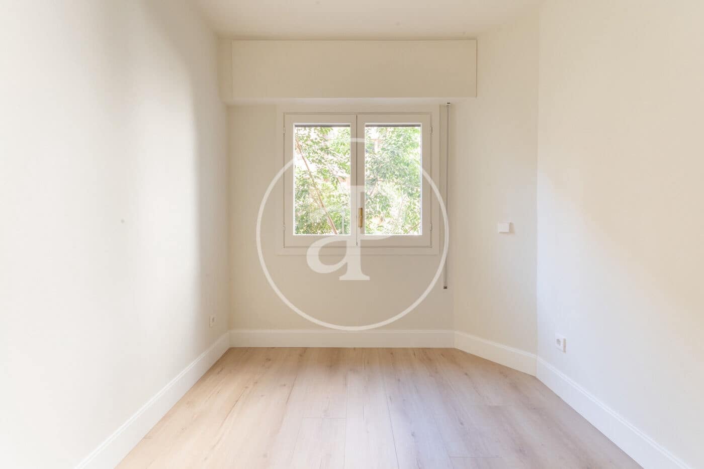 2 sypialnia Apartament do wynajęcia w Miasto Madryt z basenem garażem - 2 800 € (Ref: 9999636)