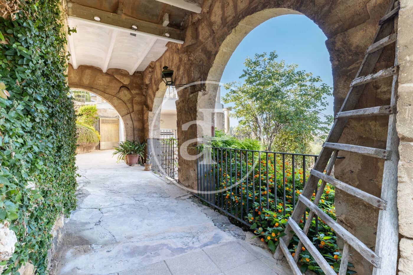 5 quarto Moradia para arrendar em Palma de Mallorca com piscina - 7 000 € (Ref: 10004242)