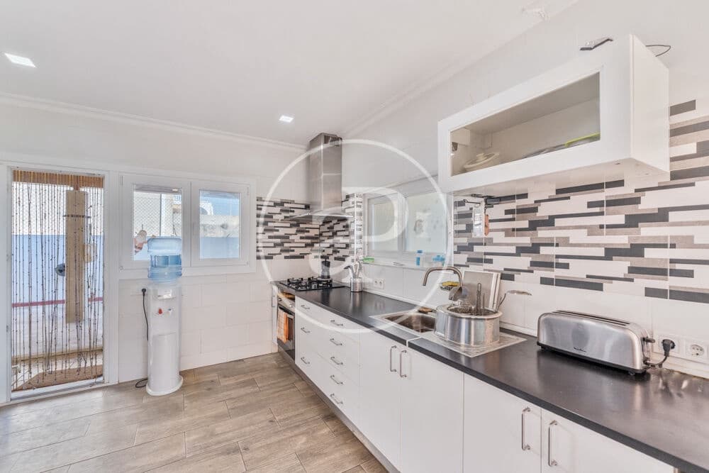 5 bedroom Villa for sale in Playa de Palma - € 600,000 (Ref: 10004244)