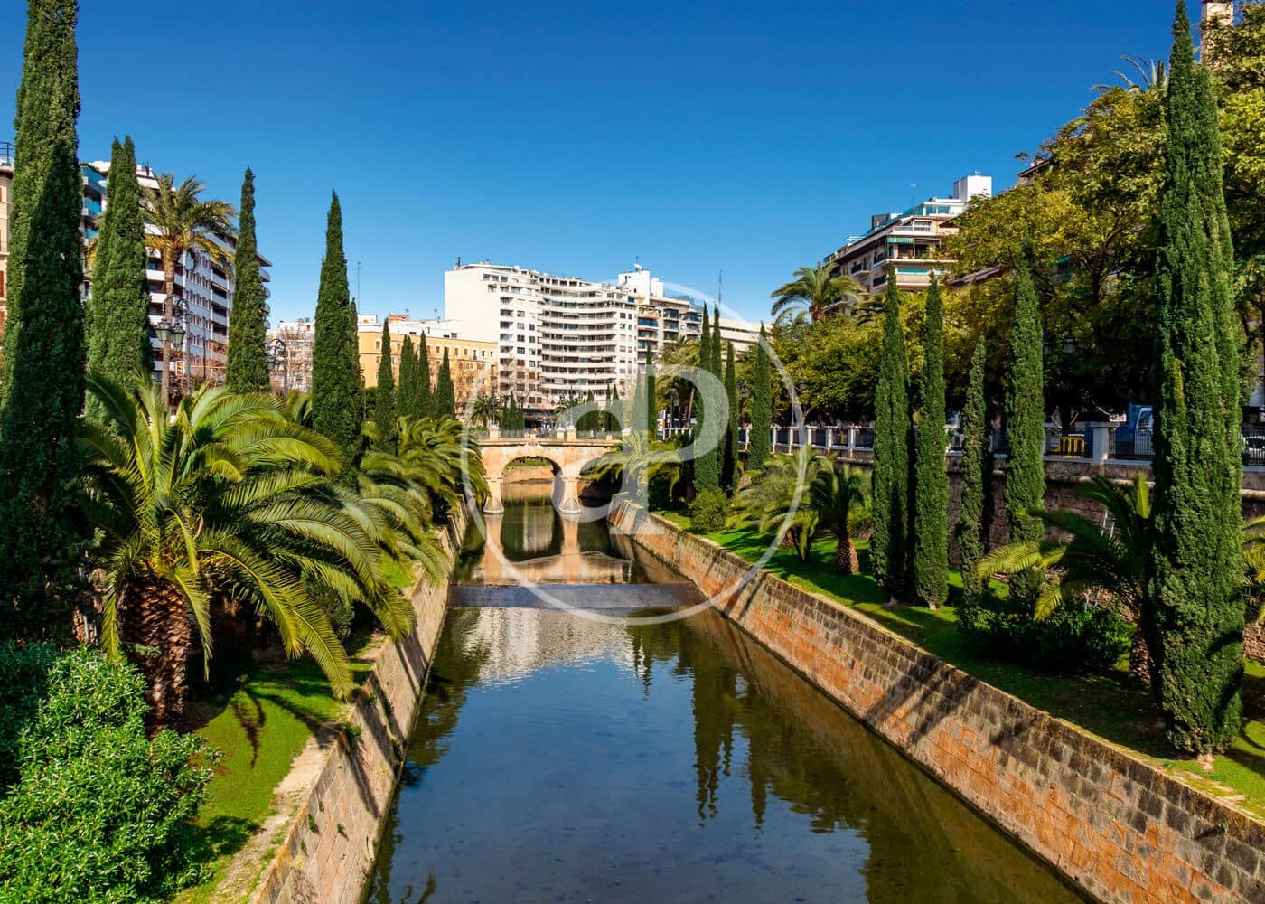 Appartement te koop in Palma de Mallorca met zwembad - € 1.170.000 (Ref: 10009146)