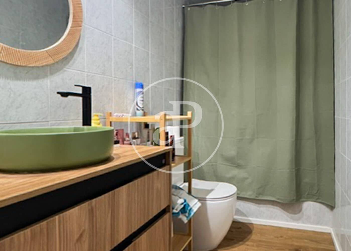 2 slaapkamer Penthouse te huur in Palma de Mallorca met zwembad - € 2.000 (Ref: 10013386)